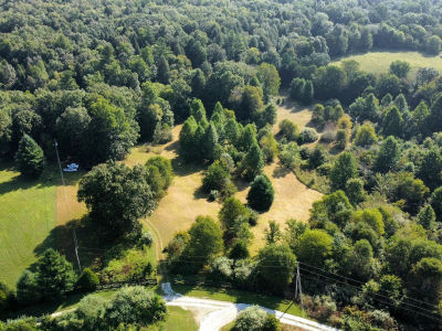 River Bend Dr Robbins, TN 37852