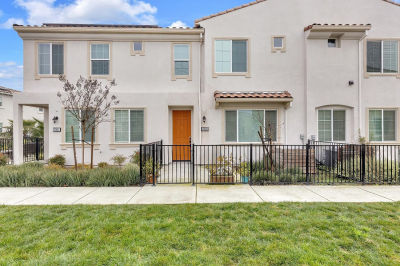 5301 E Commerce Way Unit 39102 Sacramento, CA 95835