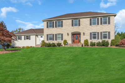 90 Desai Ct, Freehold, NJ 07728, USA