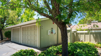 1824 Arroyo Sierra Ct Santa Rosa, CA 95405