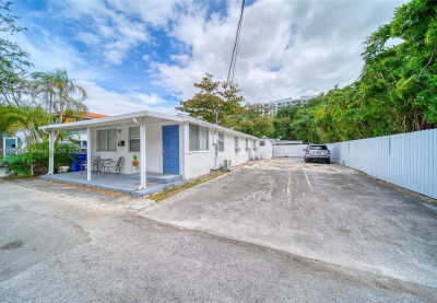 2721 SW 28th Ct Miami, FL 33133