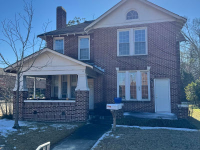 1301 Dickinson Ave Greenville, NC 27834