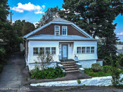 919 Walnut St Freeland, PA 18224