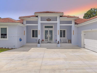 501 Thompson Ave Lehigh Acres, FL 33972