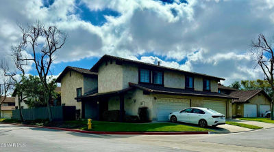 900 Cherrywood Place