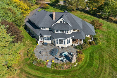 33 Worthen Dr Groton, MA 01450