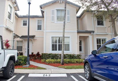 153 SE 28th Pl UNIT 3 Homestead, FL 33033