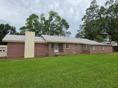 251 Cypress Ave Cushing, TX 75760