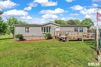 524 6th St Andover, IL 61233