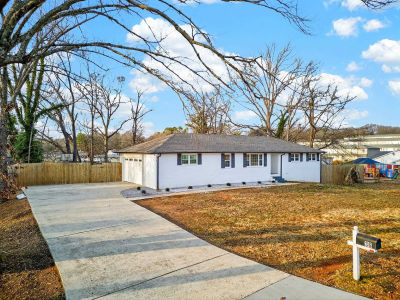 36 Sherman Ln Greenville, SC 29605