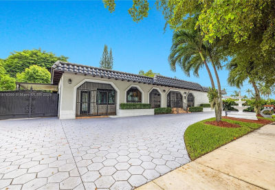 4325 SW 95th Ave Miami, FL 33165