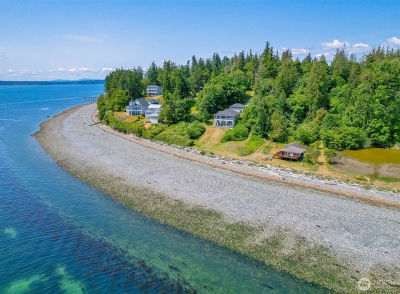 20818 President Point Rd NE Kingston, WA 98346