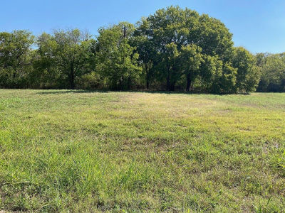 205 NW 4th St Hubbard, TX 76648