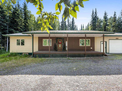 3095 Pewter Ct North Pole, AK 99705