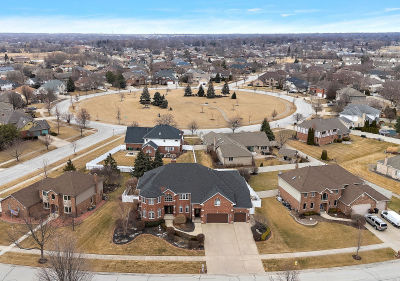 7832 Joliet Dr S Tinley Park, IL 60477