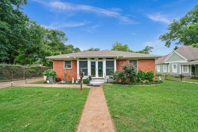 1009 N Link St Palestine, TX 75801