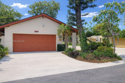 5524 Constant Spring Ter #213 Lauderhill, FL 33319