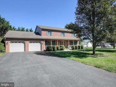 469 Terrilynn Dr Chambersburg, PA 17202
