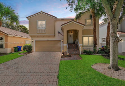 7546 NW 18th Dr Hollywood, FL 33024