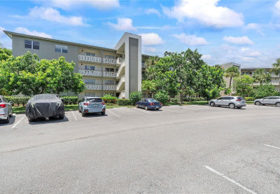 2502 Antigua Ter APT F4 Pompano Beach, FL 33066