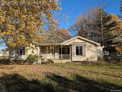 805 Oak St Lennon, MI 48449