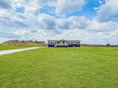 1023 Hopewell Rd Bellevue, TX 76228