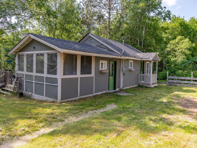 194 Main Rd Passadumkeag, ME 04475