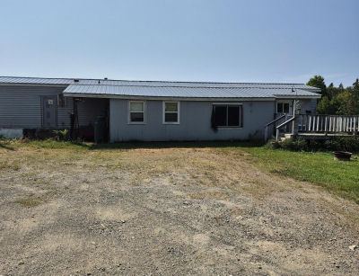 52 Irish Settlement Rd Danforth, ME 04424