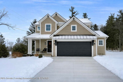 14013 Ambrosia Ave Dewitt, MI 48820