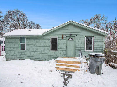 389 Parker Ave Benton Harbor, MI 49022