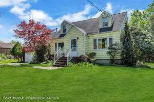 1 Orchard Parkway, Morganville, NJ, USA