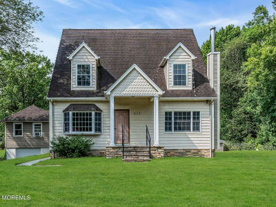 123 Freehold Rd Manalapan, NJ 07726