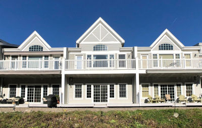 14 Marina Dr Catskill, NY 12414