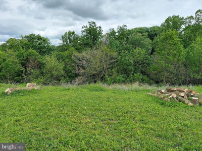 236 Sunset Cir Red Lion, PA 17356