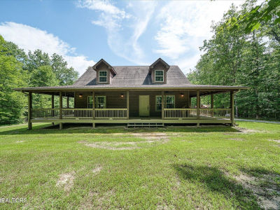 424 Wilderness Ln Jamestown, TN 38556