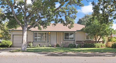 202 W Essex St Stockton, CA 95204