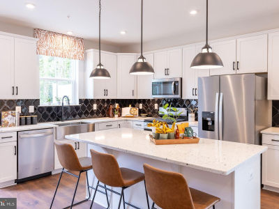 8274 Longford Rd Millersville, MD 21108