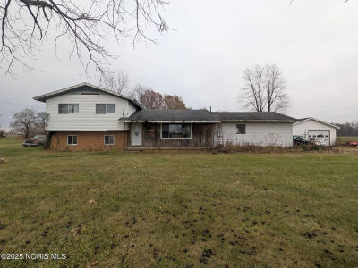 15390 16th Rd Pioneer, OH 43554