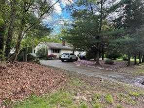 492 Providence-New London Turnpike, North Stonington, CT, USA