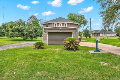 412 Bradford St Bridge City, TX 77611