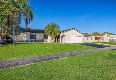 25720 SW 133rd Ave Homestead, FL 33032
