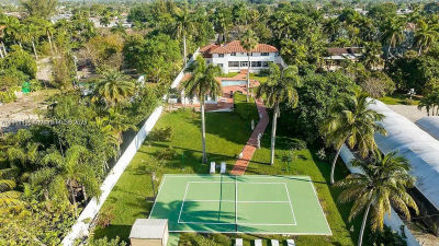 12040 SW 43rd St Miami, FL 33175
