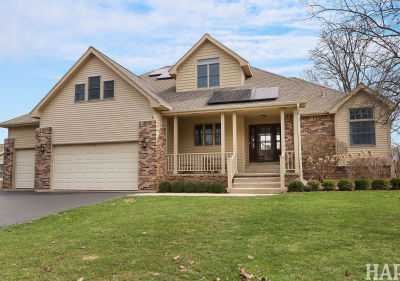 202 Country Club Dr McHenry, IL 60050