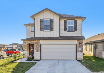 116 Middle Green Loop Floresville, TX 78114