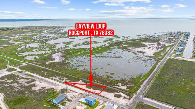 36 Bayview Loop Rockport, TX 78382
