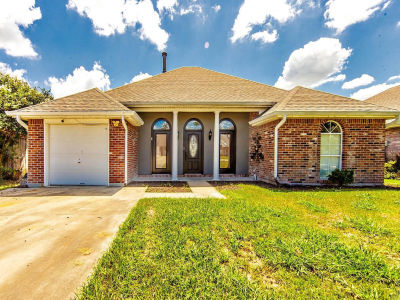 1523 Verna St Houma, LA 70364
