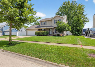 606 Briarwood Ct Elwood, IL 60421