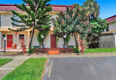 2701 N 34th Ave #1D Hollywood, FL 33021