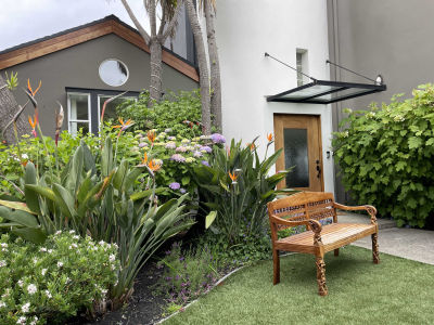 Gravatt Drive, Berkeley, CA, USA