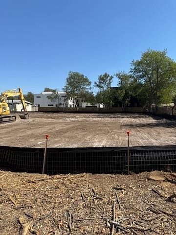 8611 Leo St Austin, TX 78748